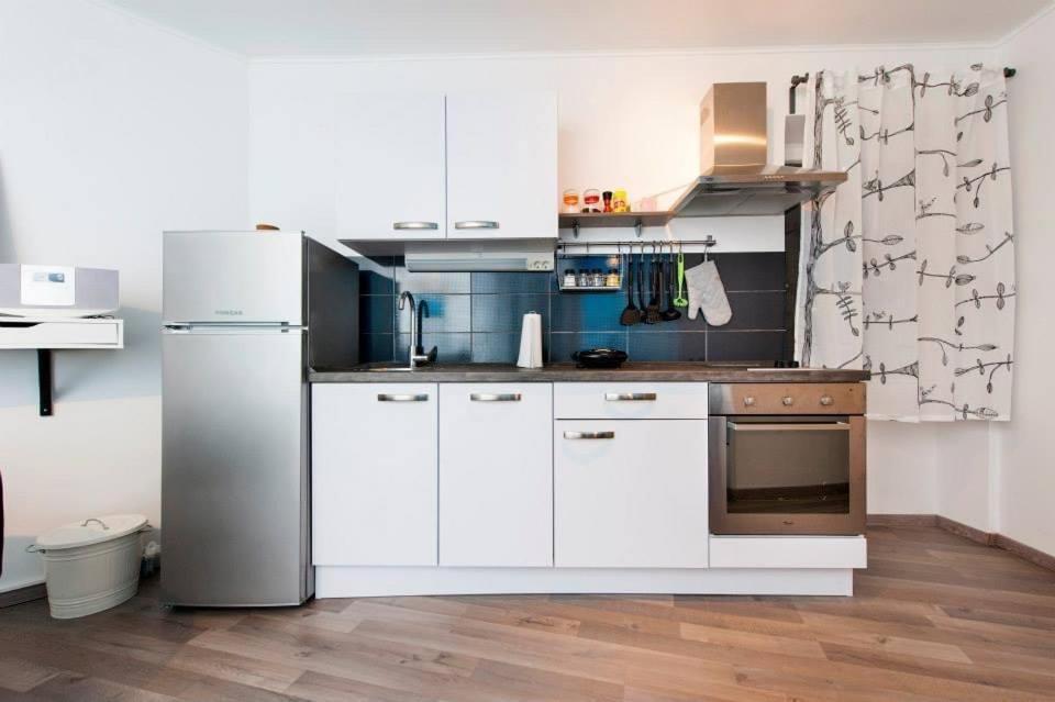 Apartman Puzzle โรวีน ภายนอก รูปภาพ